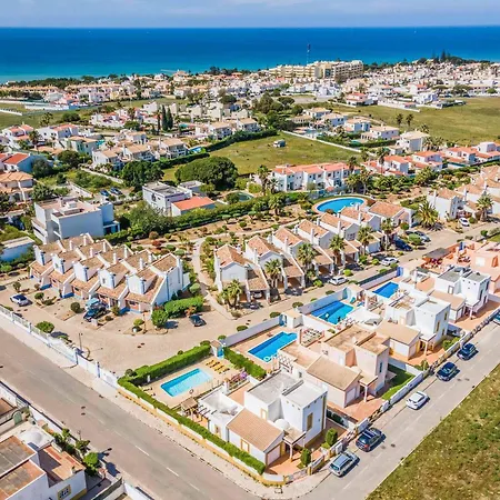 Villa Ninos Albufeira